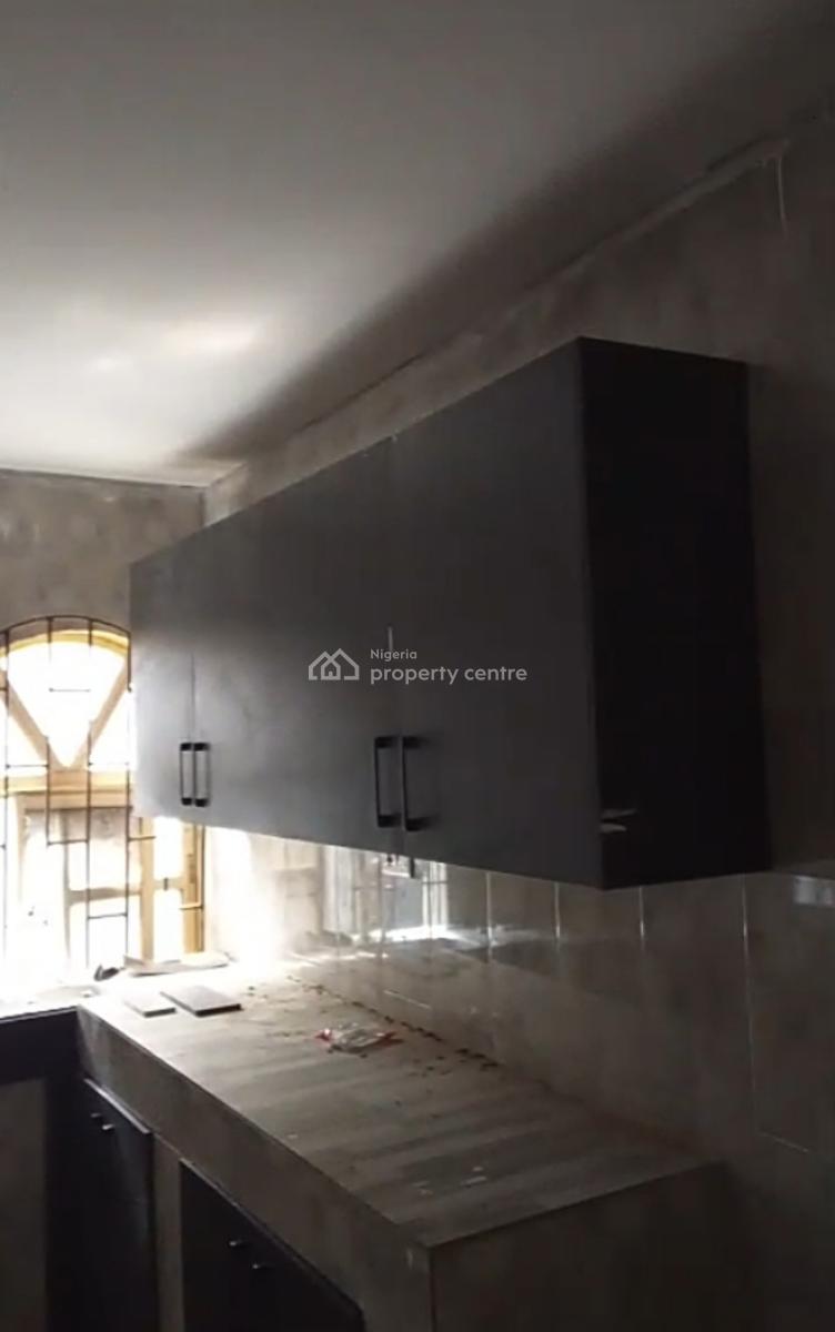 Upstairs  Mini Flat  Apartment at Graceland Estate { Video}, Graceland Estate, Sangotedo, Ajah, Lagos, Mini Flat (room and Parlour) for Rent