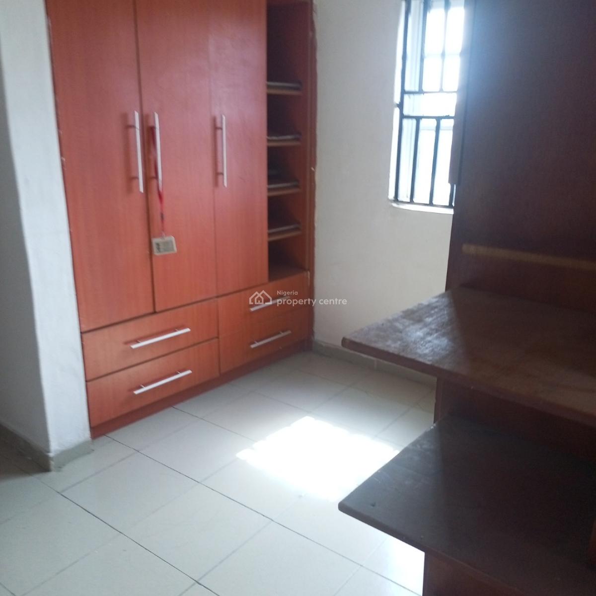 a Sharp and Serene 3bedroom Apartment with a Penthouse, Badore Ajah-lekki, Badore, Ajah, Lagos, Flat / Apartment for Rent