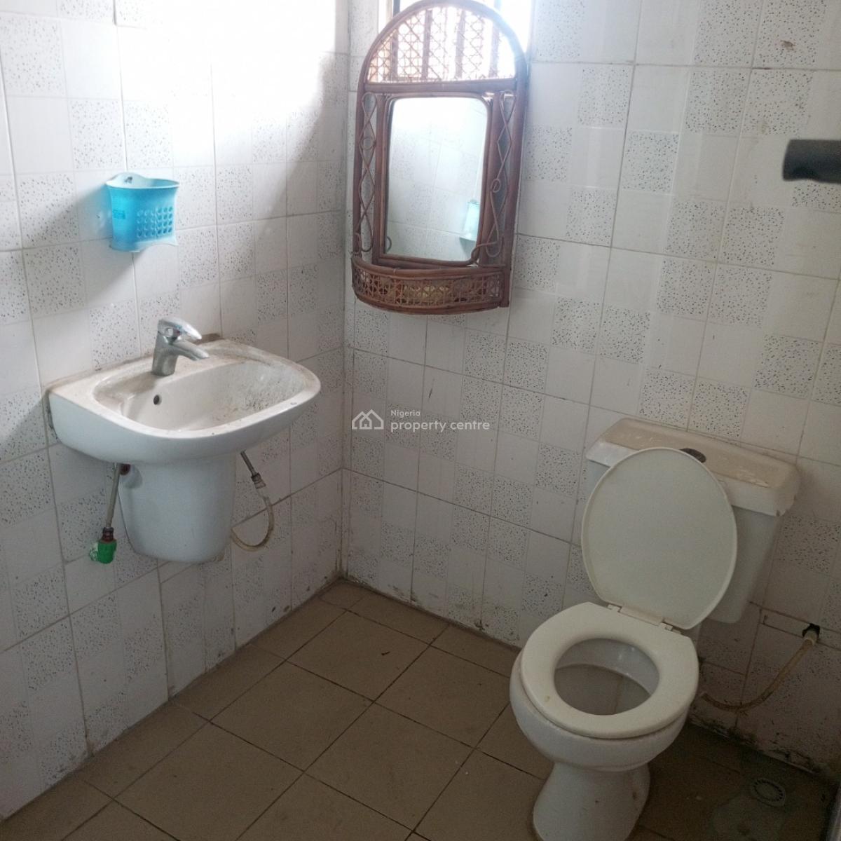 a Sharp and Serene 3bedroom Apartment with a Penthouse, Badore Ajah-lekki, Badore, Ajah, Lagos, Flat / Apartment for Rent