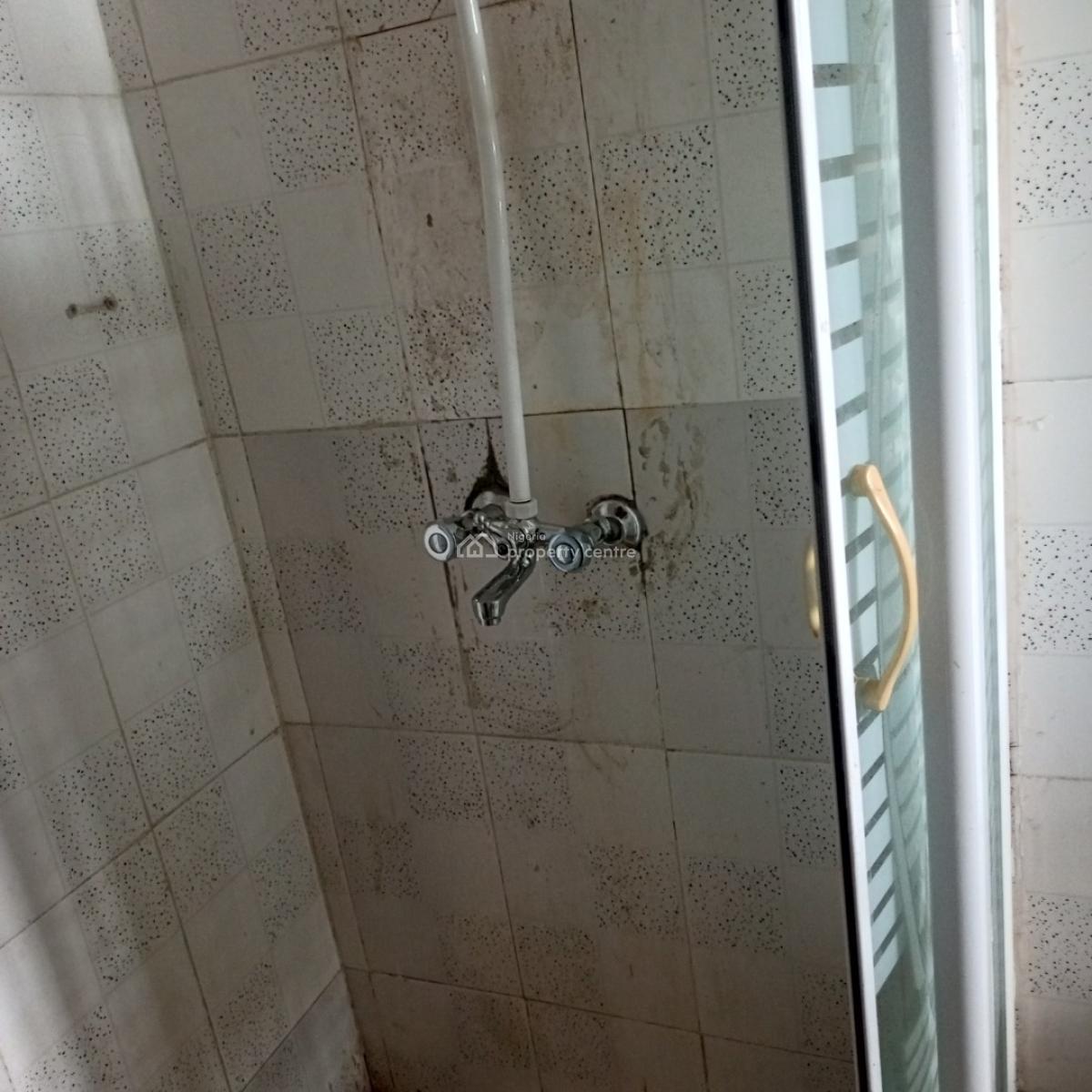 a Sharp and Serene 3bedroom Apartment with a Penthouse, Badore Ajah-lekki, Badore, Ajah, Lagos, Flat / Apartment for Rent