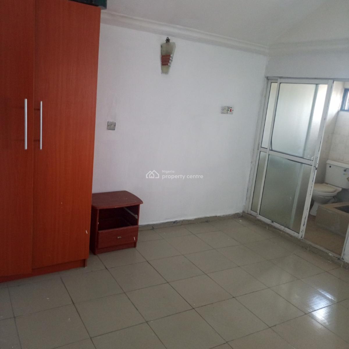 a Sharp and Serene 3bedroom Apartment with a Penthouse, Badore Ajah-lekki, Badore, Ajah, Lagos, Flat / Apartment for Rent
