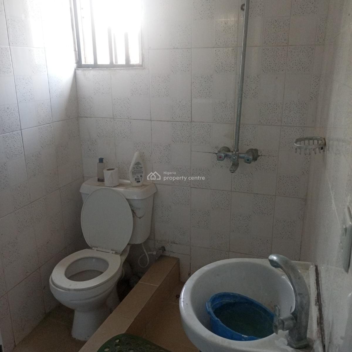 a Sharp and Serene 3bedroom Apartment with a Penthouse, Badore Ajah-lekki, Badore, Ajah, Lagos, Flat / Apartment for Rent