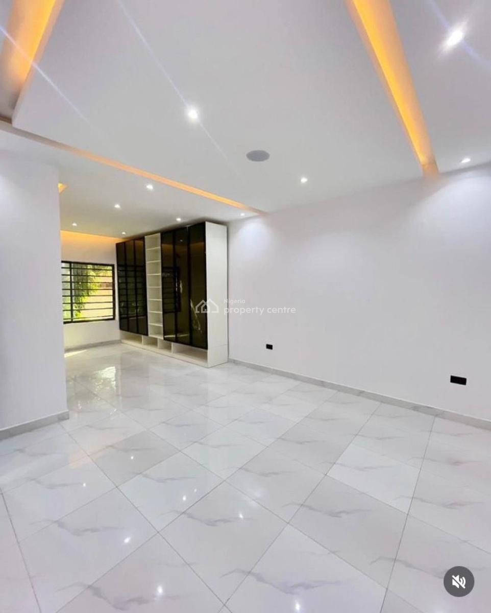 3 Bedrooms, Lekki Phase 1, Lekki, Lagos, Flat / Apartment for Rent