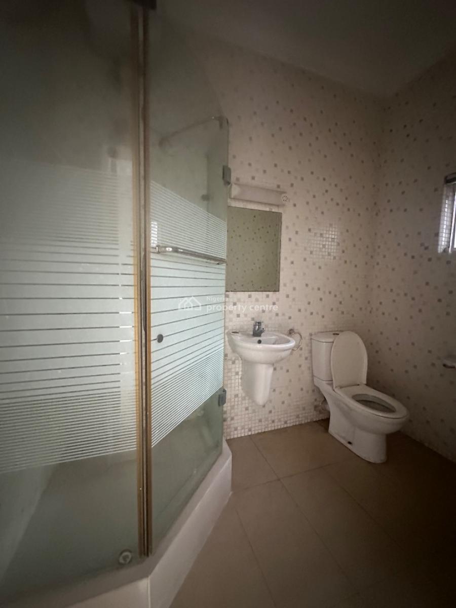 3 Bedroom Flat with Bq Available, Lekki Phase 1, Lekki, Lagos, Flat / Apartment for Rent