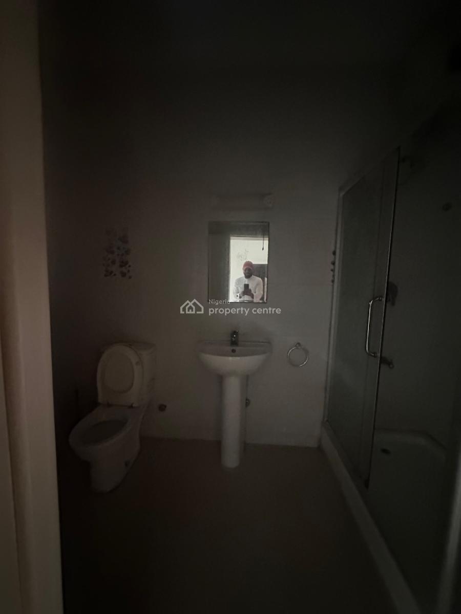 3 Bedroom Flat with Bq Available, Lekki Phase 1, Lekki, Lagos, Flat / Apartment for Rent