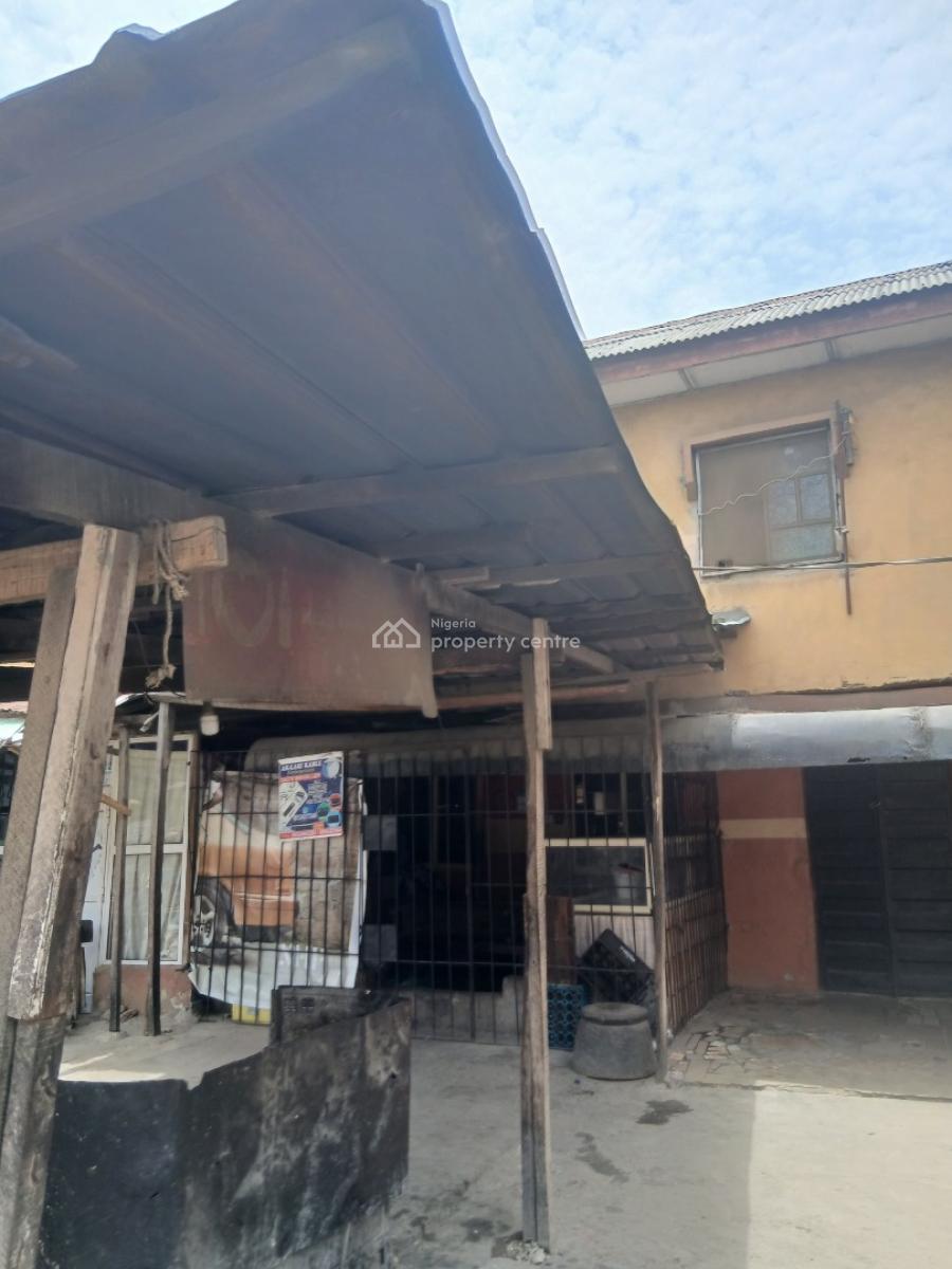 Lovely Solid Property, Onike, Iwaya, Yaba, Lagos, Block of Flats for Sale