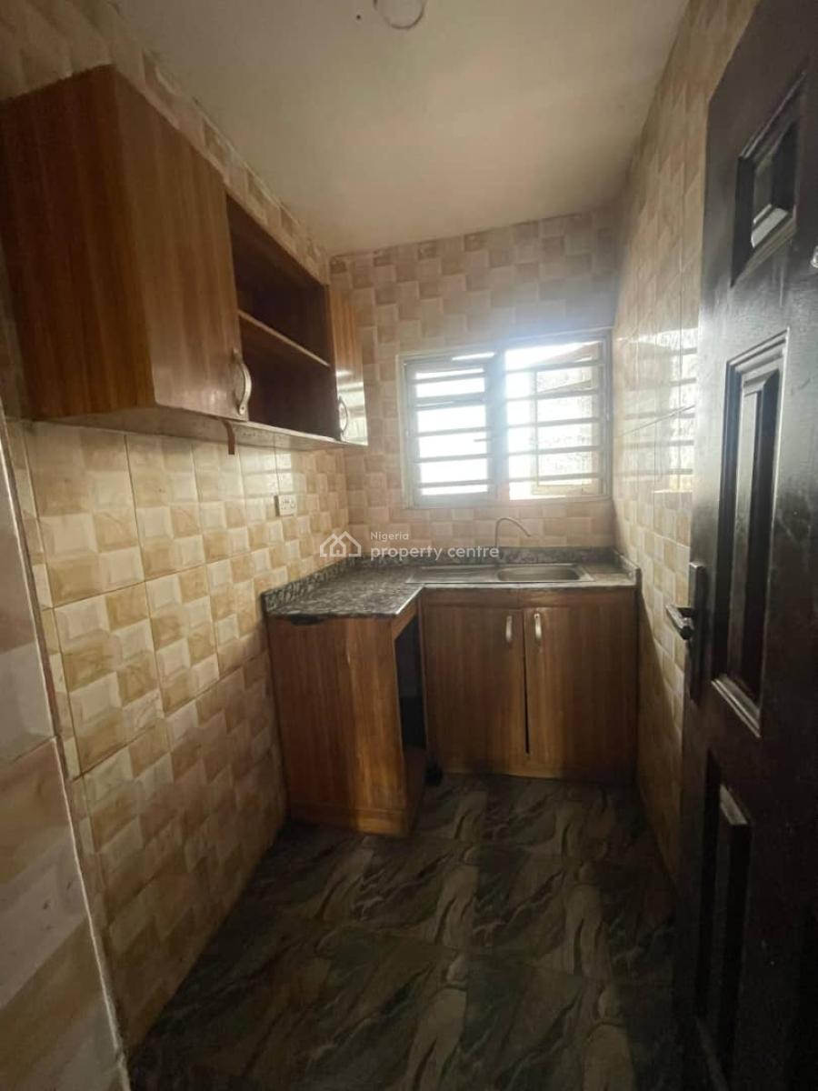 Beautiful 2 Bedroom, Yaba, Lagos, Flat / Apartment for Rent