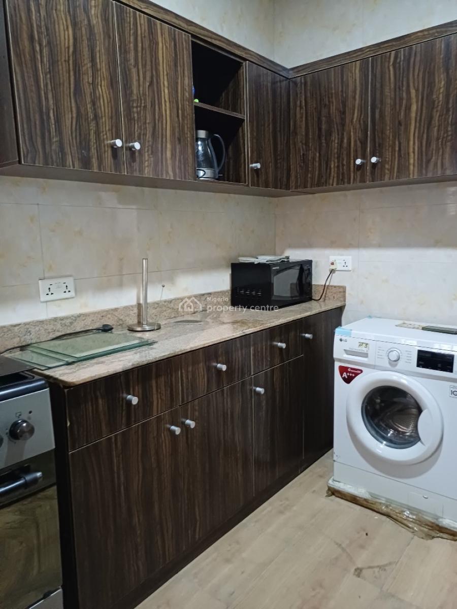1 Bedroom Serene Apartment, Okota, Isolo, Lagos, Flat / Apartment Short Let
