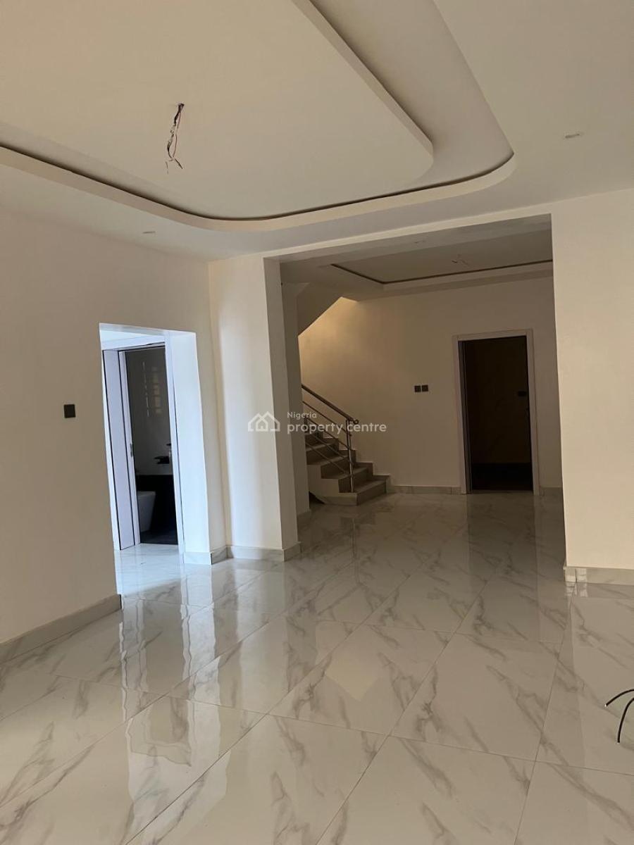 4 Bedroom Semi Detached Duplex with Bq, Gra Phase 1, Magodo, Lagos, Semi-detached Duplex for Sale