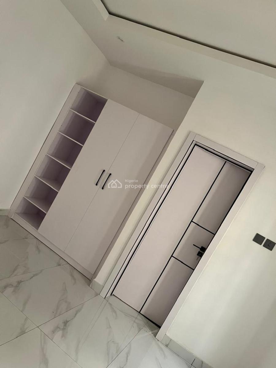 4 Bedroom Semi Detached Duplex with Bq, Gra Phase 1, Magodo, Lagos, Semi-detached Duplex for Sale