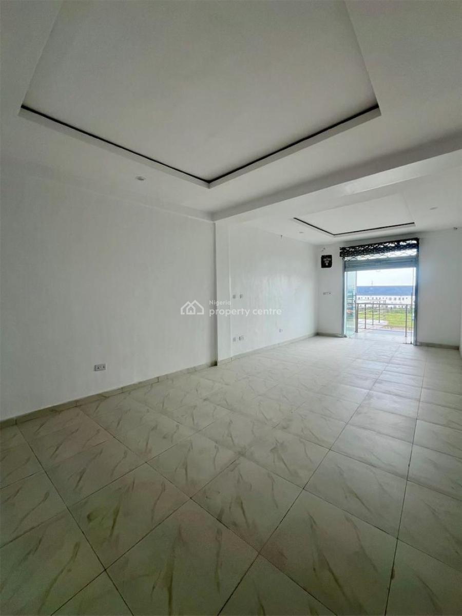 Spacious Shop on a Major Road, Orchid Road, Lekki, Lagos, Shop for Rent