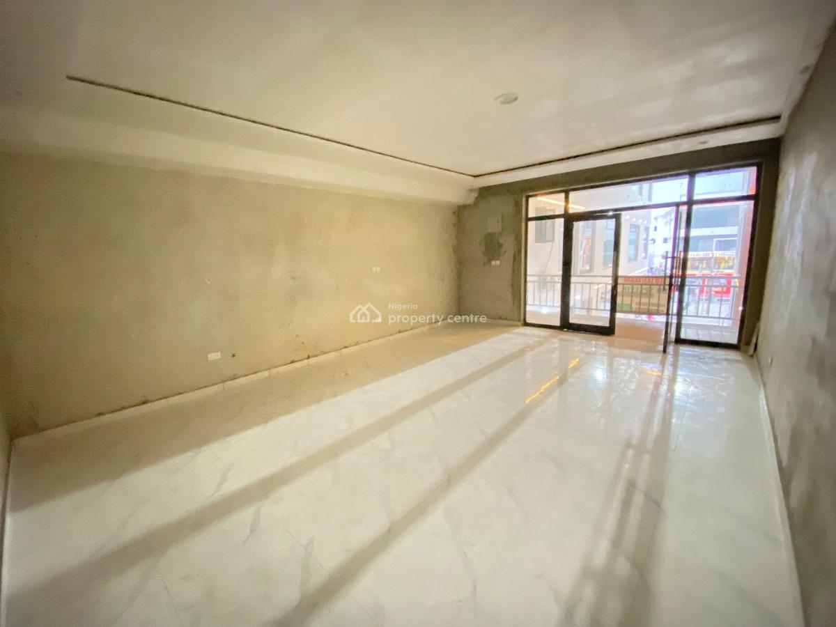 Spacious Shop on a Major Road, Orchid, Lekki, Lagos, Shop for Rent