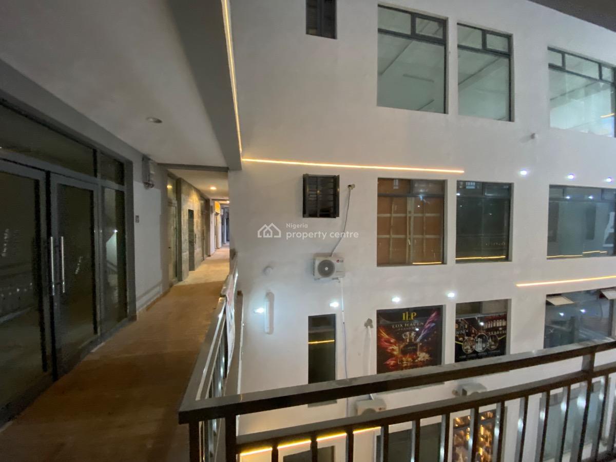 Spacious Shop on a Major Road, Orchid, Lekki, Lagos, Shop for Rent