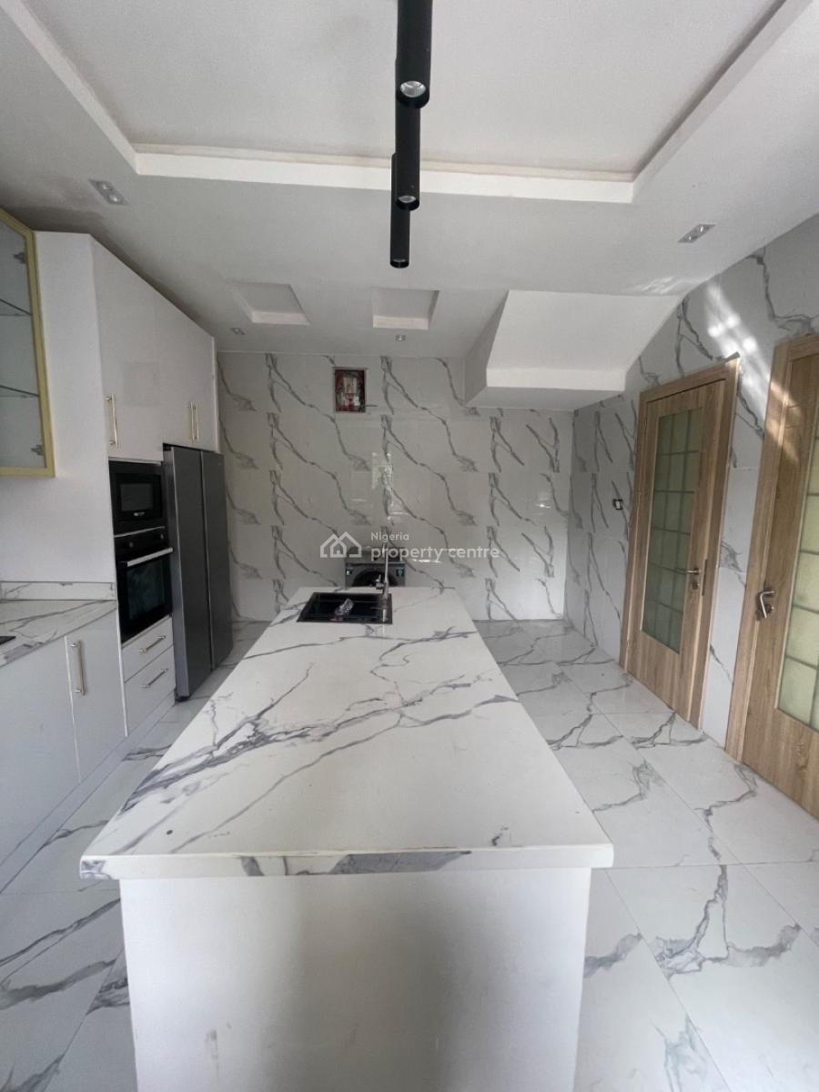 Wonderfully Finished 5 Bedroom Semi-detached Home with Bq, Lekki Phase 1, Lekki Phase 1, Lekki, Lagos, Semi-detached Duplex for Sale