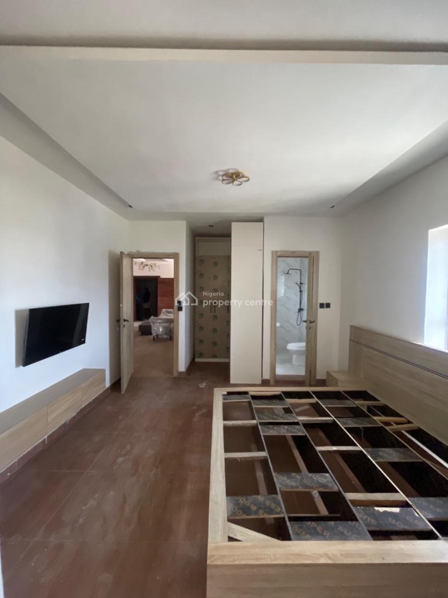 Beautifully Finished Luxury 2 Bedroom Apartment in a Communal Living, Ikate, Ikate, Lekki, Lagos, Block of Flats for Sale