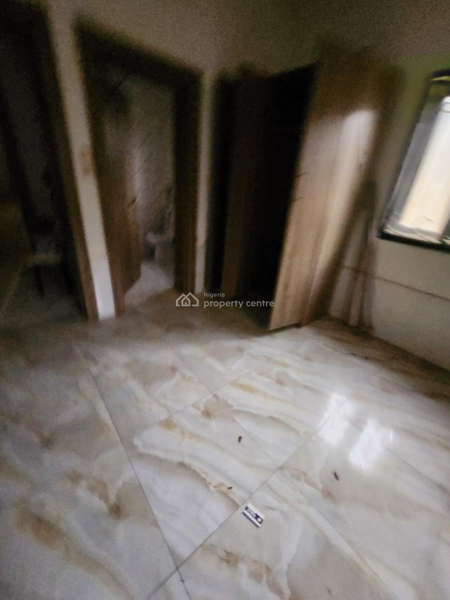 Nice 2bedroom Flat, 3toilet, Fully Tarred Rd, Jahi Gilmore(tarred Rd), Jahi, Abuja, Flat / Apartment for Rent