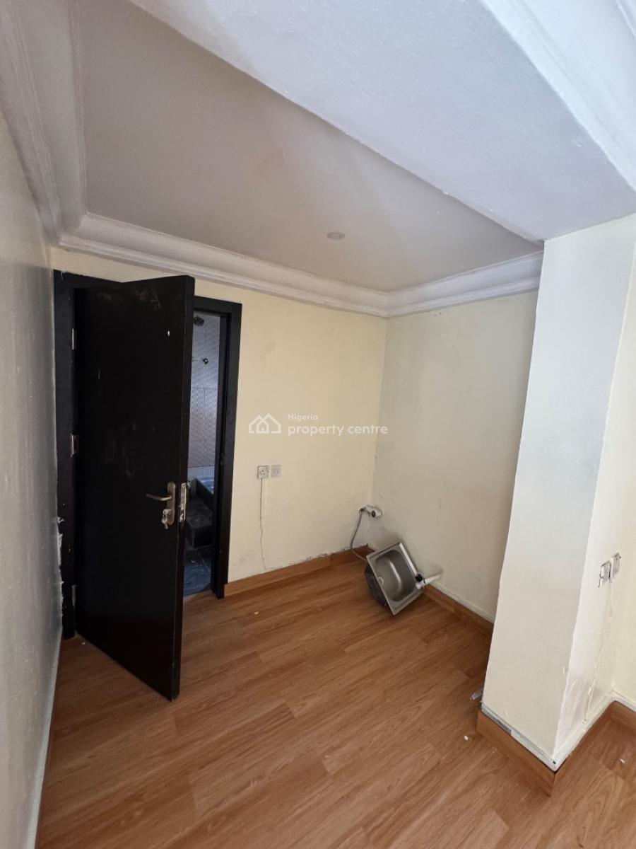Self Contain, Off Freedom Way, Lekki Phase 1, Lekki, Lagos, Self Contain (single Rooms) for Rent
