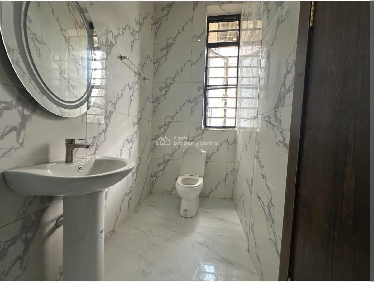 Stunning 2 Bedroom Apartment with a Bq, Lekki Phase 1, Lekki, Lagos, Flat / Apartment for Sale