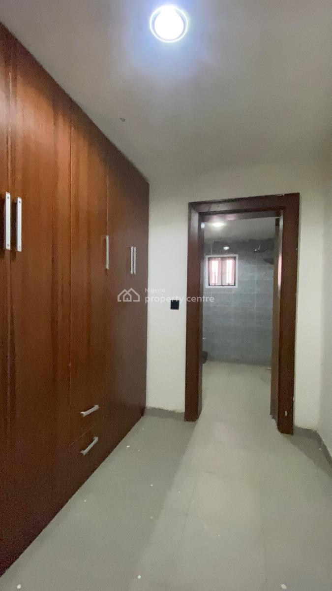 Spacious 2 Bedroom Flat  Asokoro, Asokoro, Asokoro District, Abuja, Flat / Apartment for Rent
