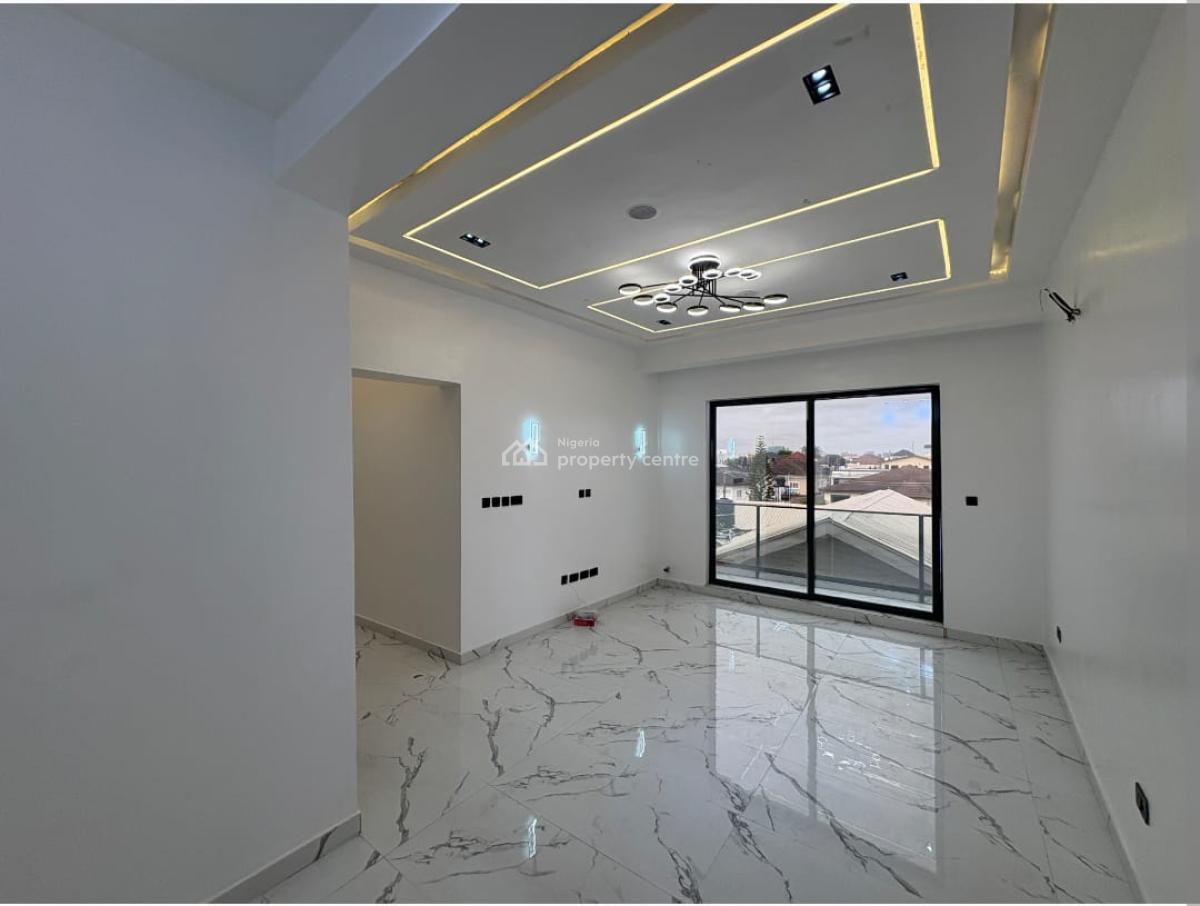 Gorgeous 3 Bedroom Apartment with a Pool, 24/7 Light, Lekki Phase 1, Lekki, Lagos, Flat / Apartment for Sale