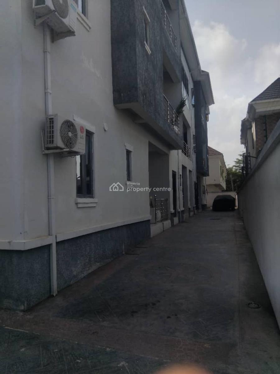 Spacious 2 Bedroom Flat, Chevron Alternative Route Chevron Lekki Lagos State, Lekki, Lagos, Flat / Apartment for Rent