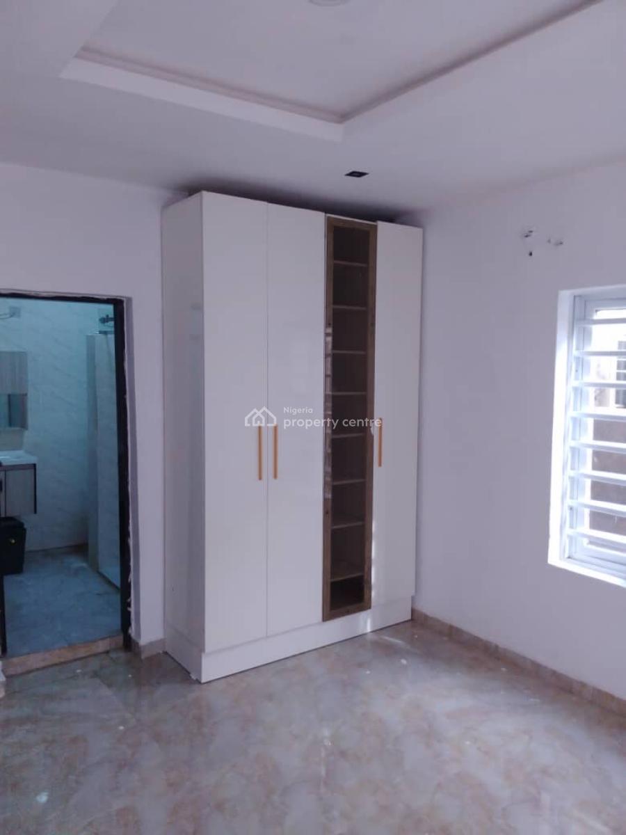 Spacious 2 Bedroom Flat, Thomas Estate, Ajah, Lagos, Flat / Apartment for Rent