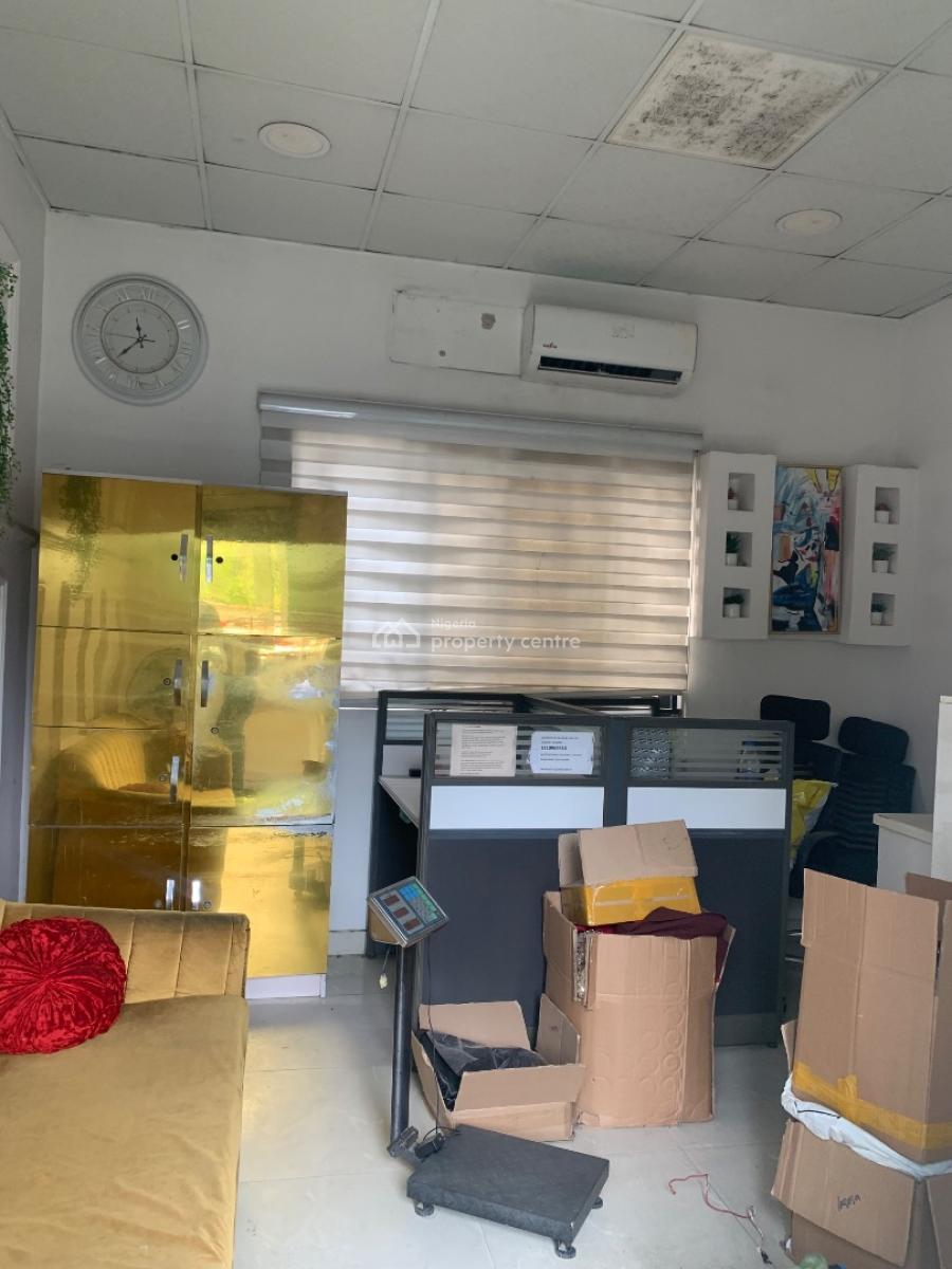 Shop Space Facing The Road, Sangotedo, Ajah, Lagos, Shop for Rent