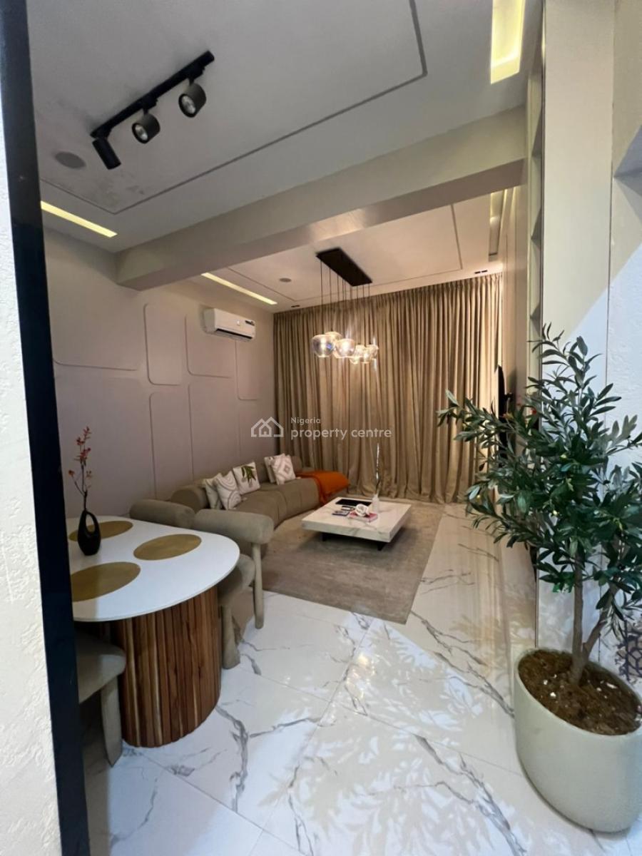 Well Furnished 2 Bedroom in a Fully Serviced Facility, Lekki Phase 1, Lekki, Lagos, Flat / Apartment for Rent