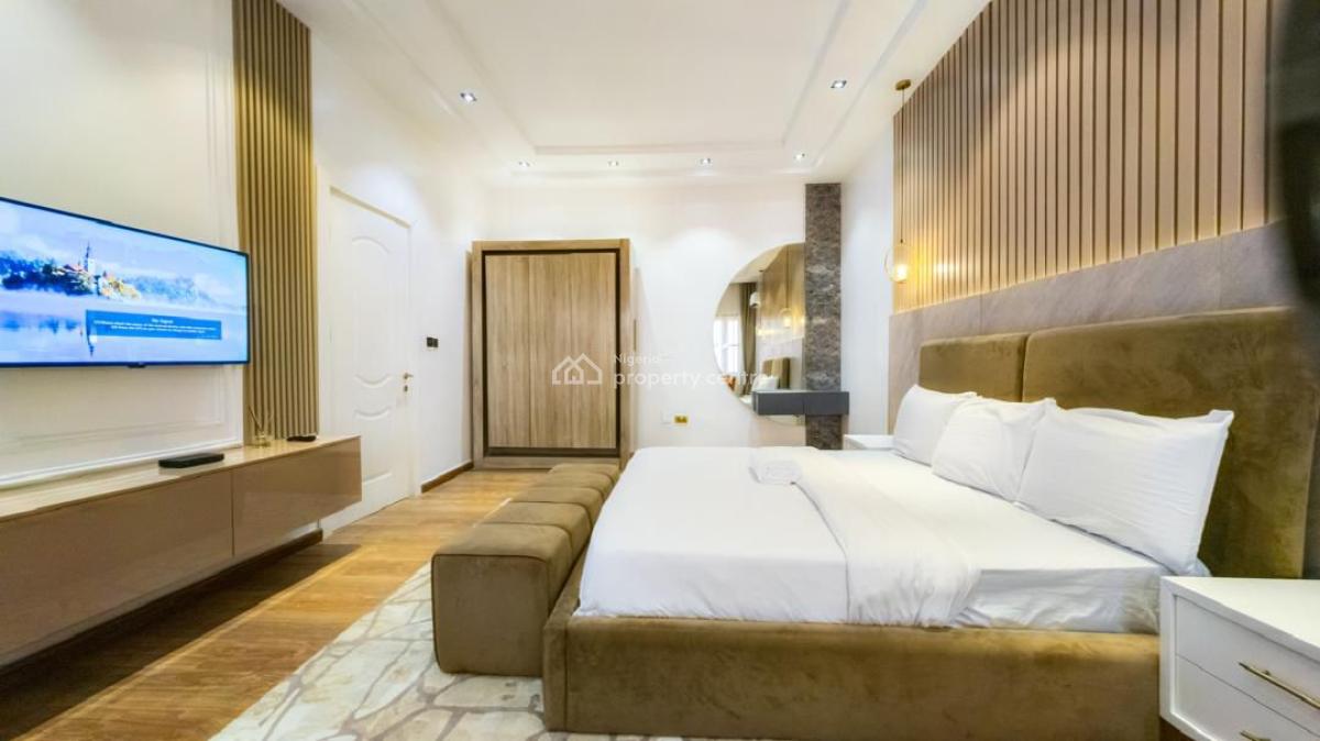 Well Furnished 3 Bedroom with a Room Bq in a Fully Serviced Facility, Lekki Phase 1, Lekki, Lagos, Flat / Apartment for Rent