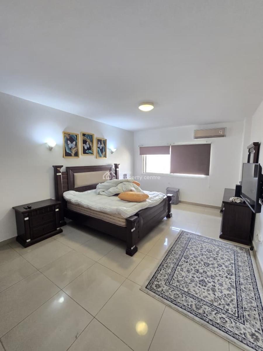 Spacious 3 Bedroom Apartment with Bq, Ikoyi, Lagos, Flat / Apartment for Rent