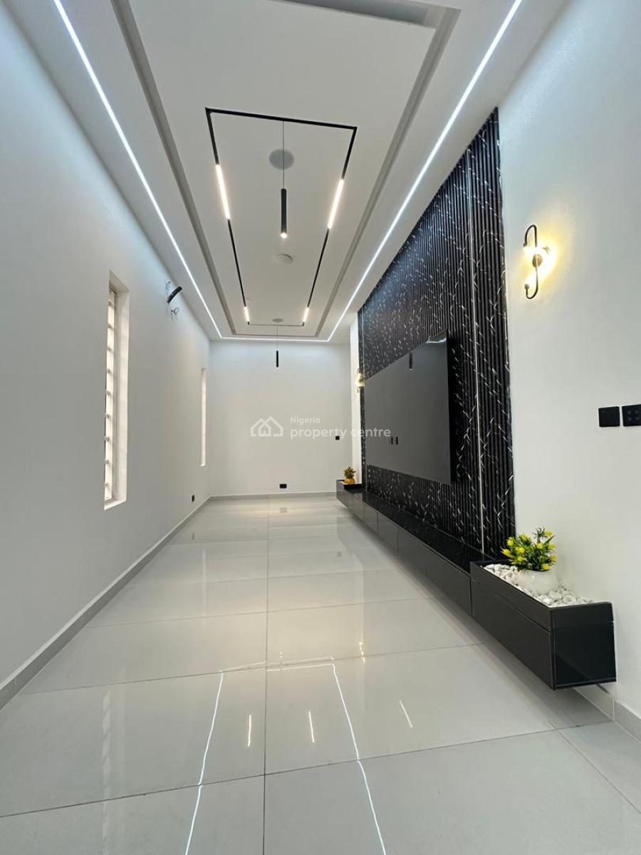 Beautiful 5 Bedroom Fully Detached with a Bq, Ologolo, Lekki, Lagos, Detached Duplex for Sale