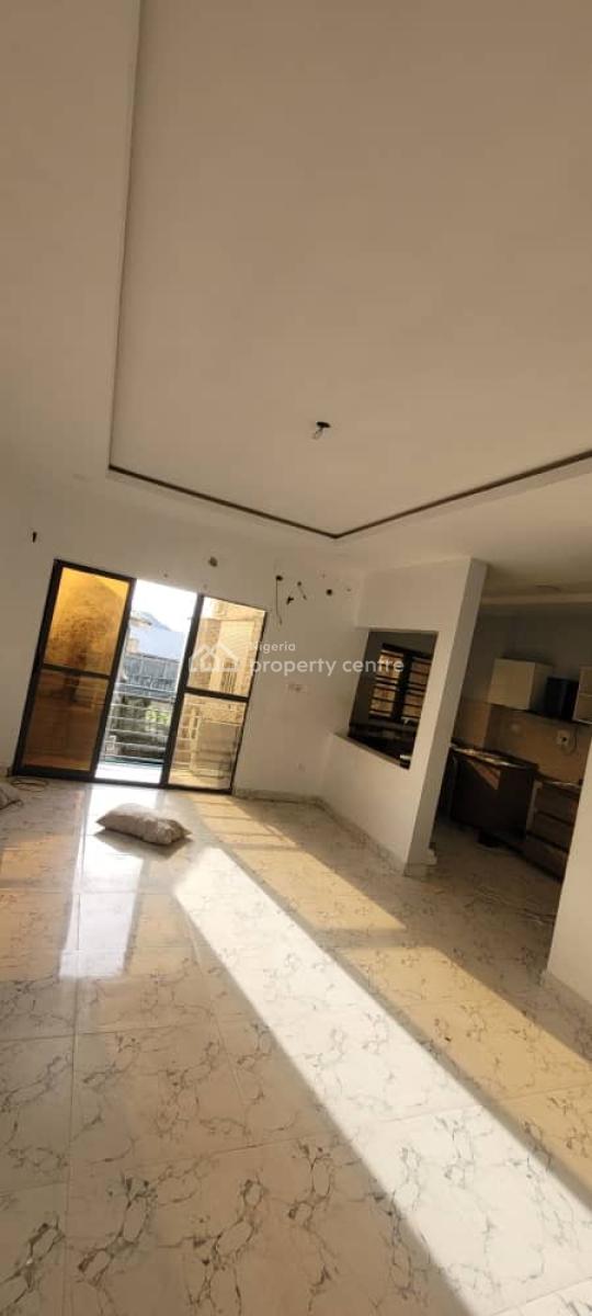 Neatly Used 2 Bedroom Flat, Olokonla, Lbs, Blenco Lane, Ajah, Lagos, Flat / Apartment for Rent