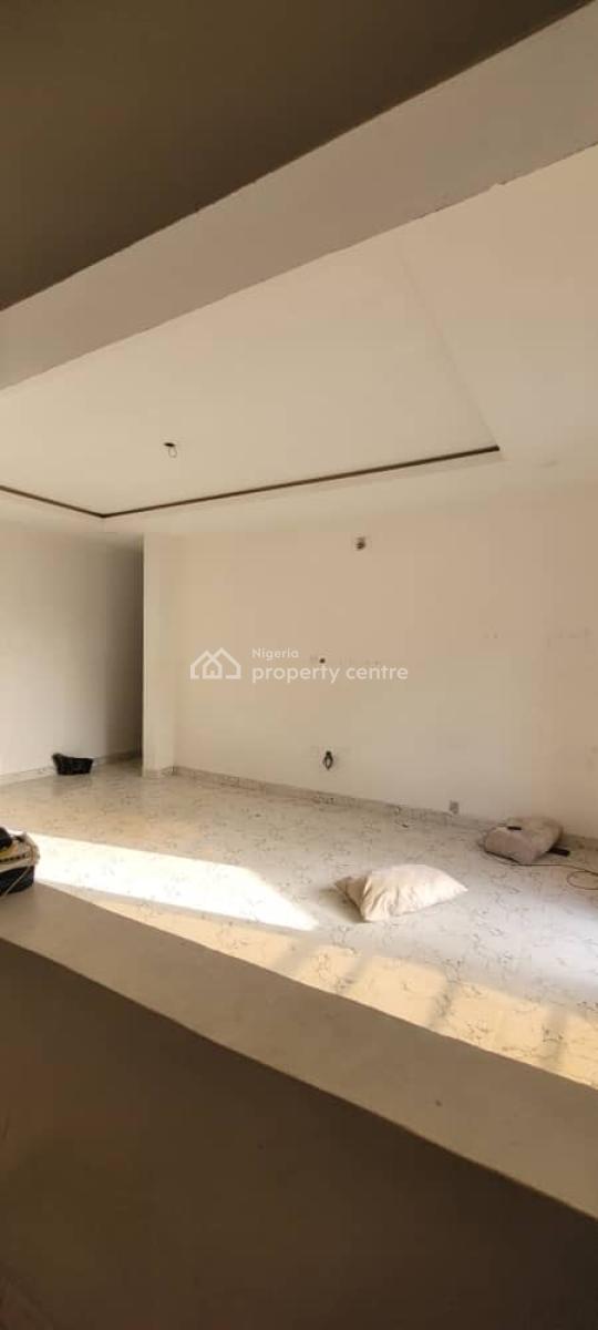 Neatly Used 2 Bedroom Flat, Olokonla, Lbs, Blenco Lane, Ajah, Lagos, Flat / Apartment for Rent