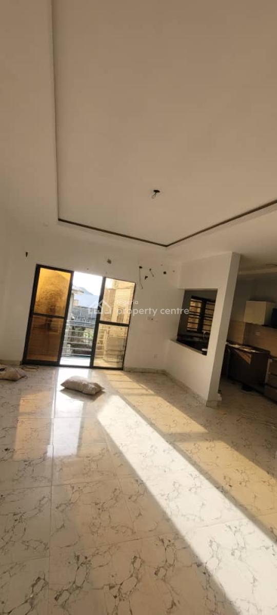 Neatly Used 2 Bedroom Flat, Olokonla, Lbs, Blenco Lane, Ajah, Lagos, Flat / Apartment for Rent