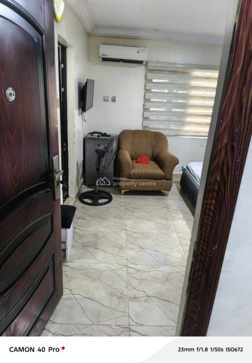 1 Bedroom Apartment, Kofo Abayomi, Victoria Island (vi), Lagos, Mini Flat (room and Parlour) for Rent
