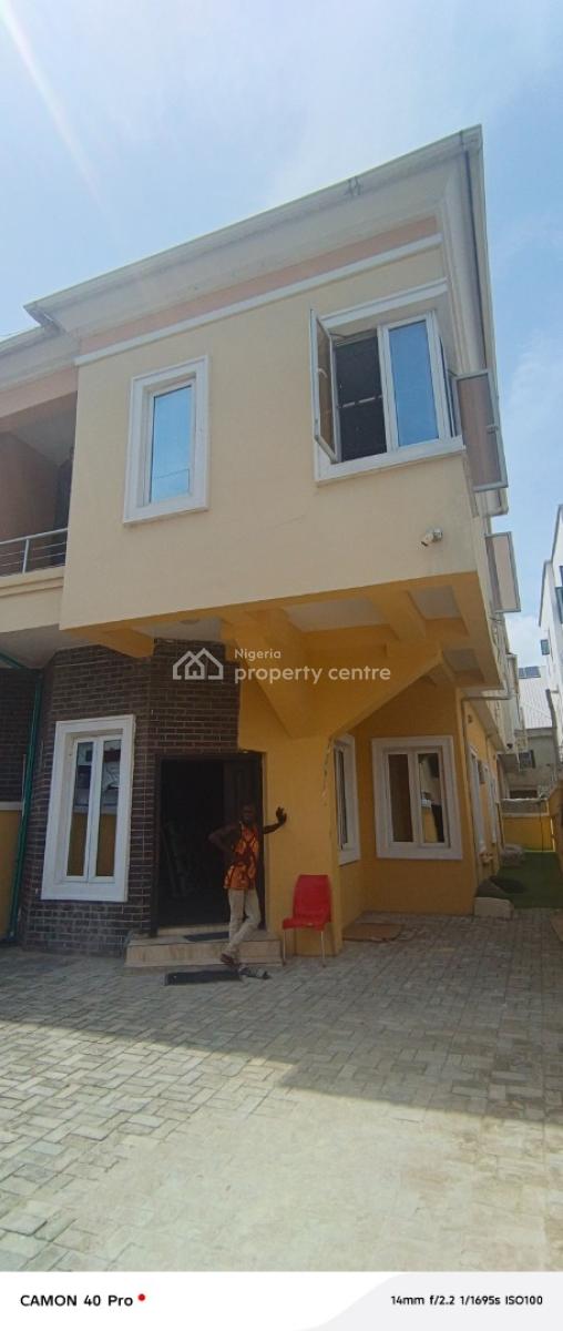 Clean Mini Flat Upstairs, Ologolo, Lekki, Lagos, Mini Flat (room and Parlour) for Rent