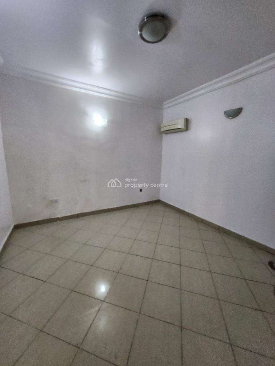Storge Room, Off Fatai Idowu Arobieke Street, Lekki Phase 1, Lekki, Lagos, Commercial Property for Rent