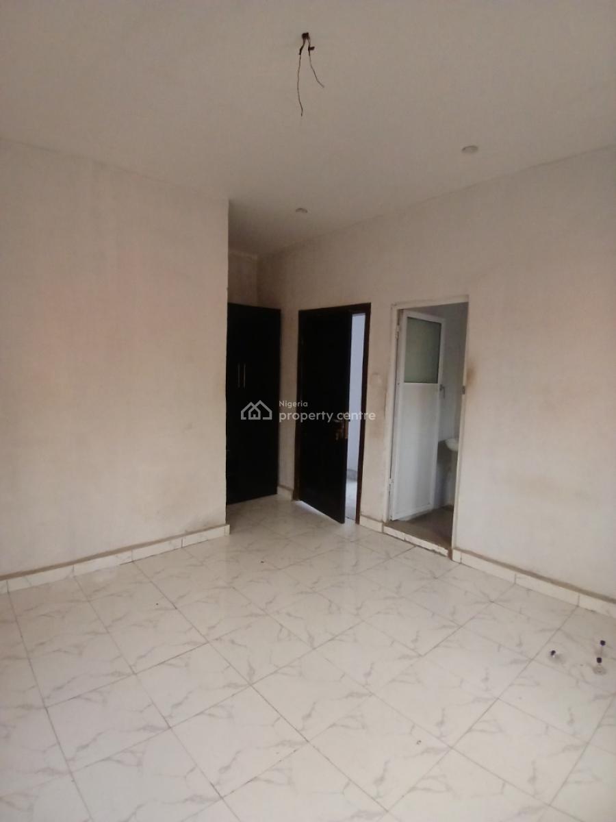 Well Maintained Mini Flat Apartment (personal Prepaid Meter), Gated Estate Off Ado Road, Ajah, Lagos, Mini Flat (room and Parlour) for Rent