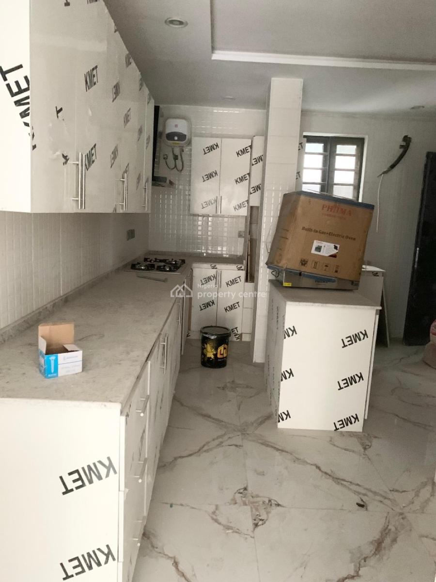 Brand New 3 Bedroom, Freedom Way, Lekki Phase 1, Lekki, Lagos, Block of Flats for Sale