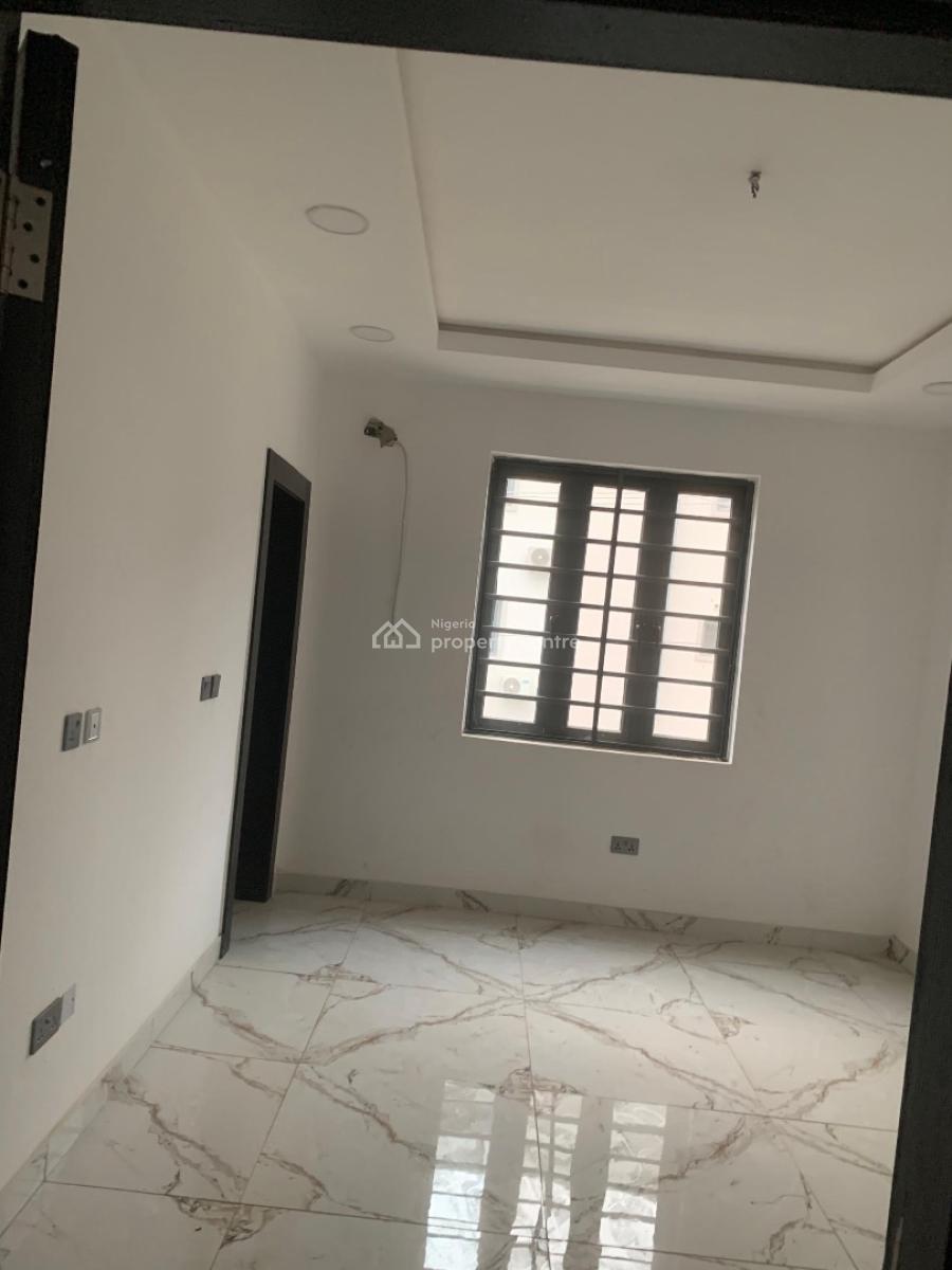Brand New 3 Bedroom, Freedom Way, Lekki Phase 1, Lekki, Lagos, Block of Flats for Sale