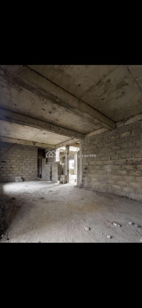 The Most Spacious Fully Serviced 3 Bedroom Apartment with Bq and Elevator, Lekki Phase 1, Lekki, Lagos, Flat / Apartment for Sale