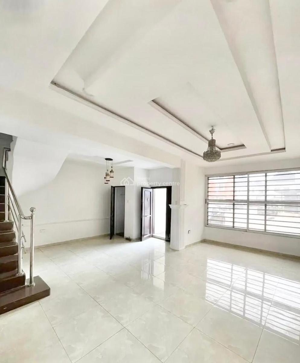 5 Bedrooms, Osapa London, Lekki, Lagos, Terraced Duplex for Rent