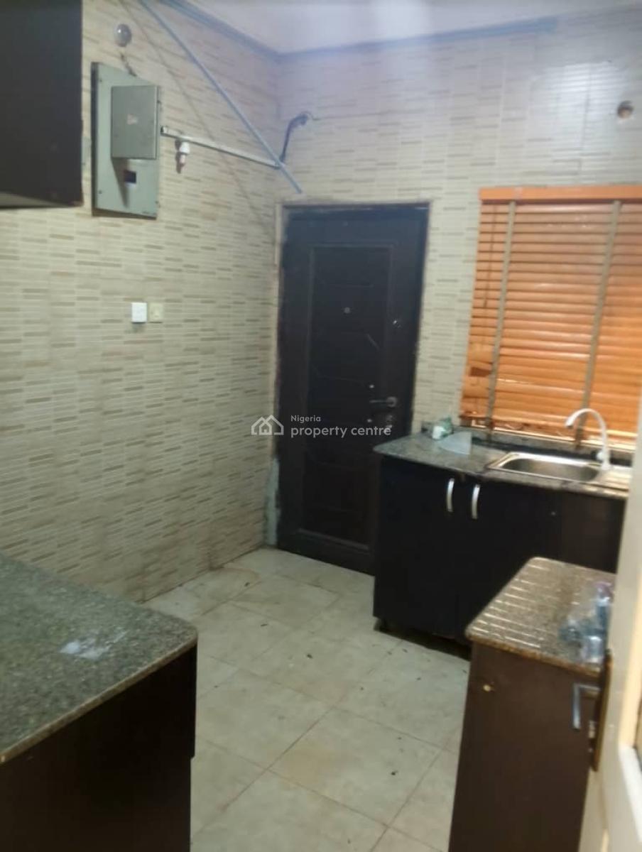 Well Maintained 3 Bedroom Terrace Duplex with Bq, Osapa, Lekki, Lagos, Terraced Duplex for Sale