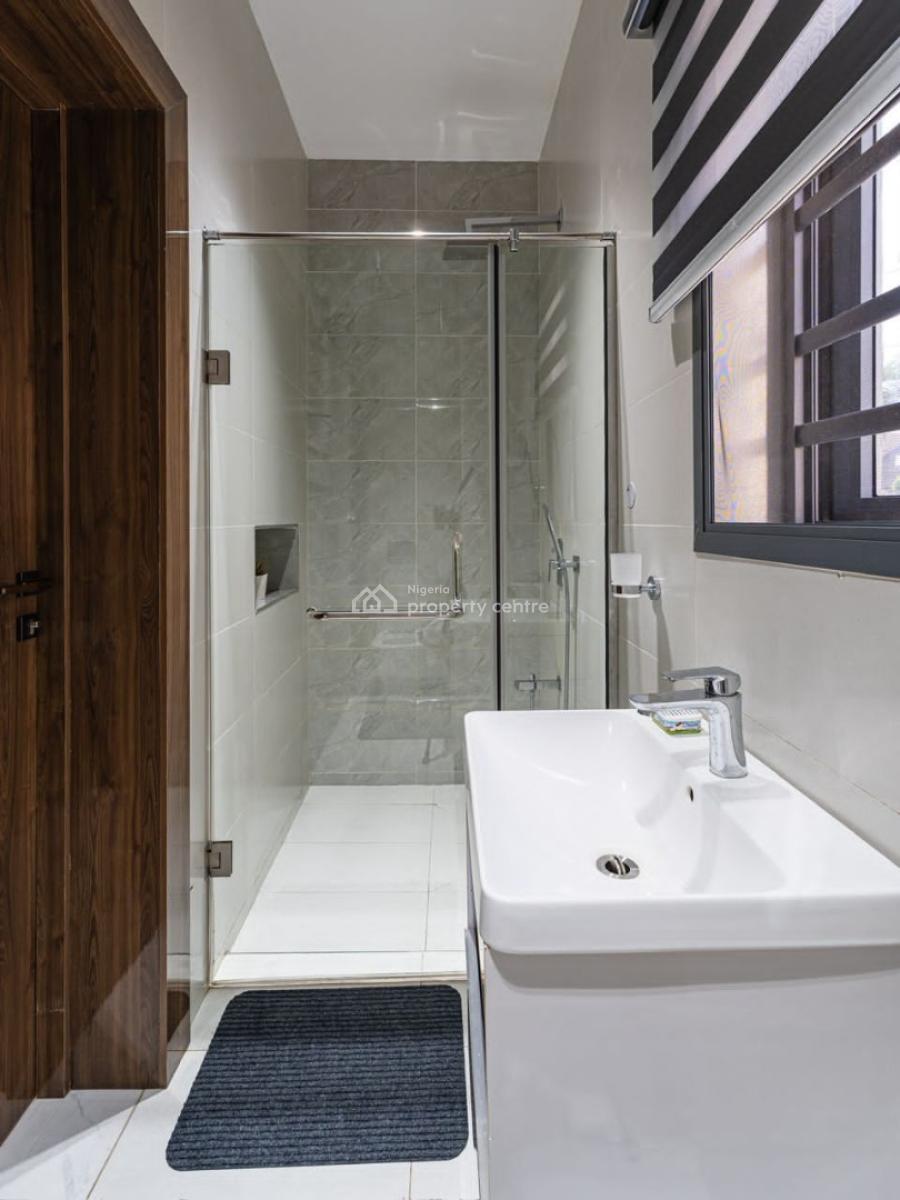 Luxury 2 Bedroom Apartment with Housekeeping and Gymnasium, Lekki Phase 1, Lekki, Lagos, Flat / Apartment Short Let