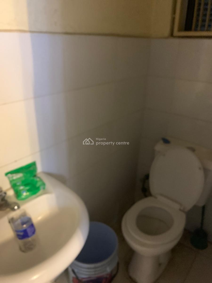 Shop Space on The First Floor with Toilet, Wuse 2, Abuja, Shop for Rent