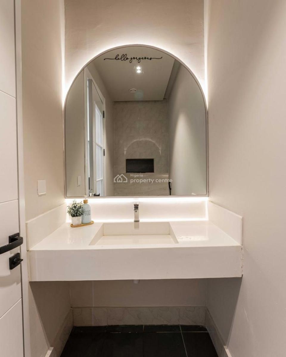 Luxury 1 Bedroom Apartment with Gymnasium and Ps5, Victoria Island (vi), Lagos, Flat / Apartment Short Let