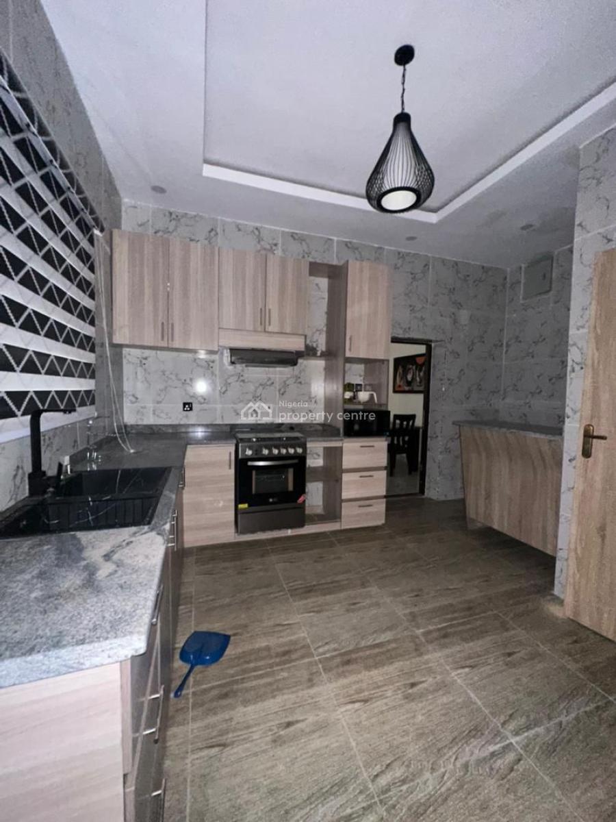 Fully Furnished 1 Bedroon Apartment with Swimming Pool and Gym, Ologolo, Lekki, Lagos, Mini Flat (room and Parlour) for Rent