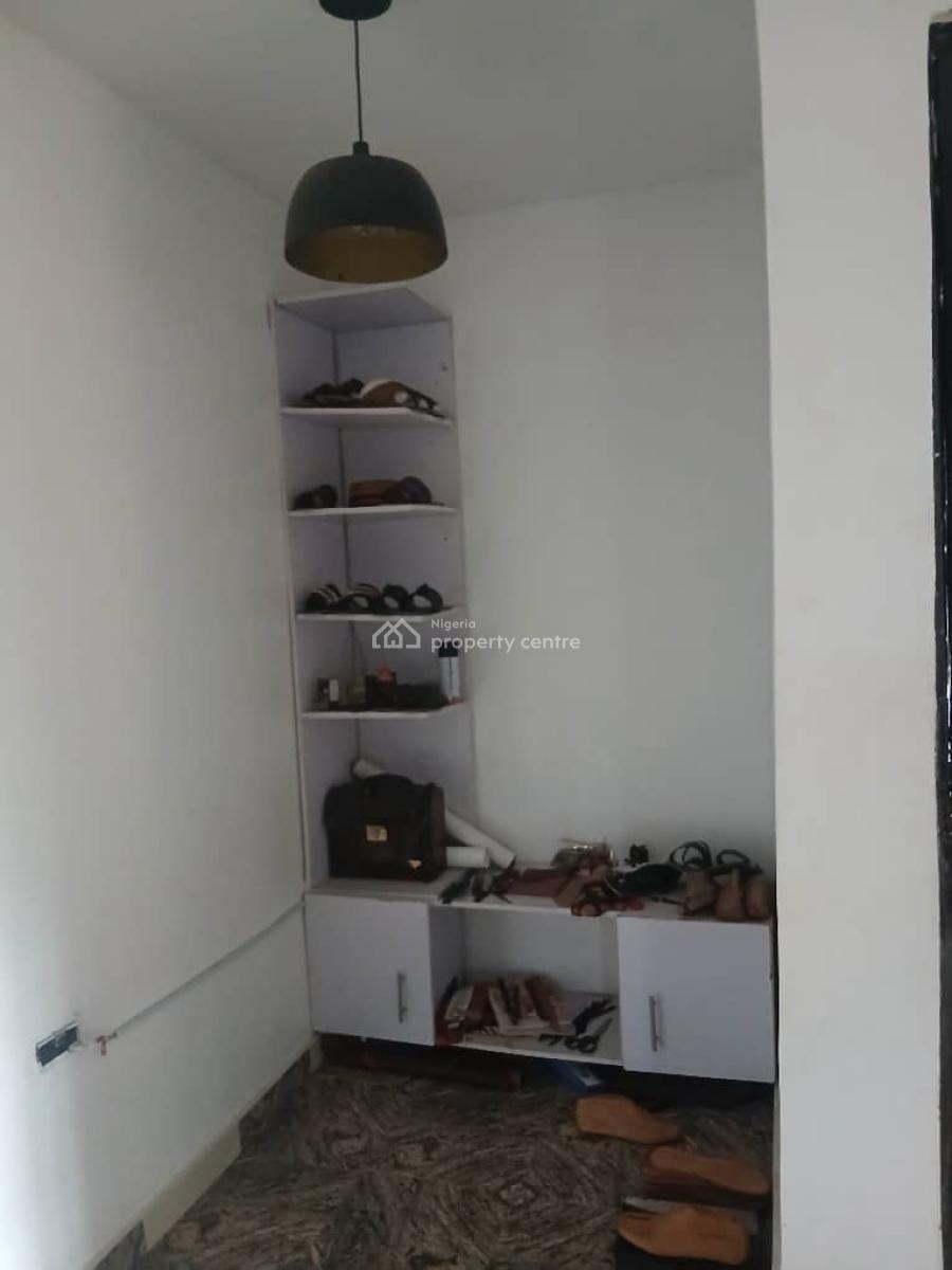 a Full Furnished Luxury Mini Flat:, N0. 10 Off Saheed Hassan Street Greenvile Estate., Badore, Ajah, Lagos, Mini Flat (room and Parlour) for Rent
