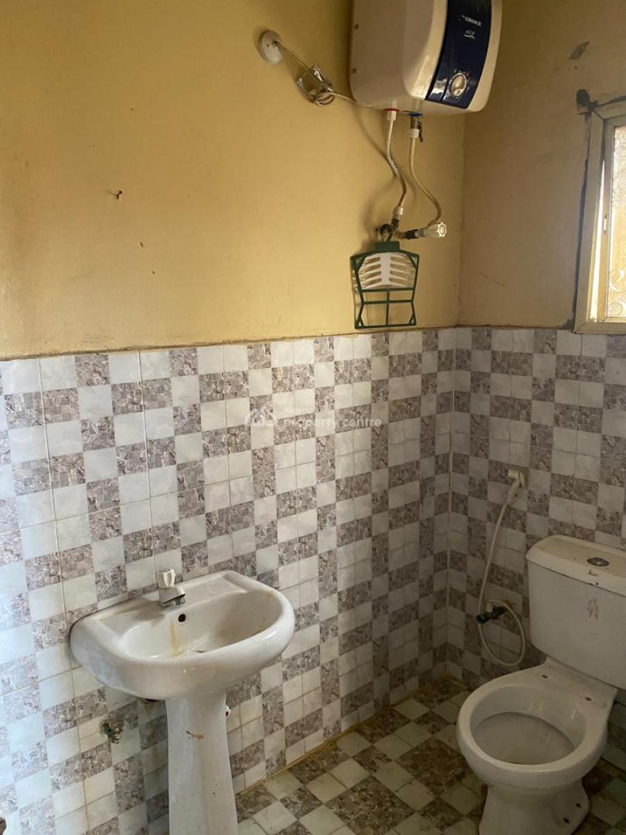 a Spacious 2  Bedroom Apartment, Close to Addo Roundabout, Ajah, Lagos, Flat / Apartment for Rent