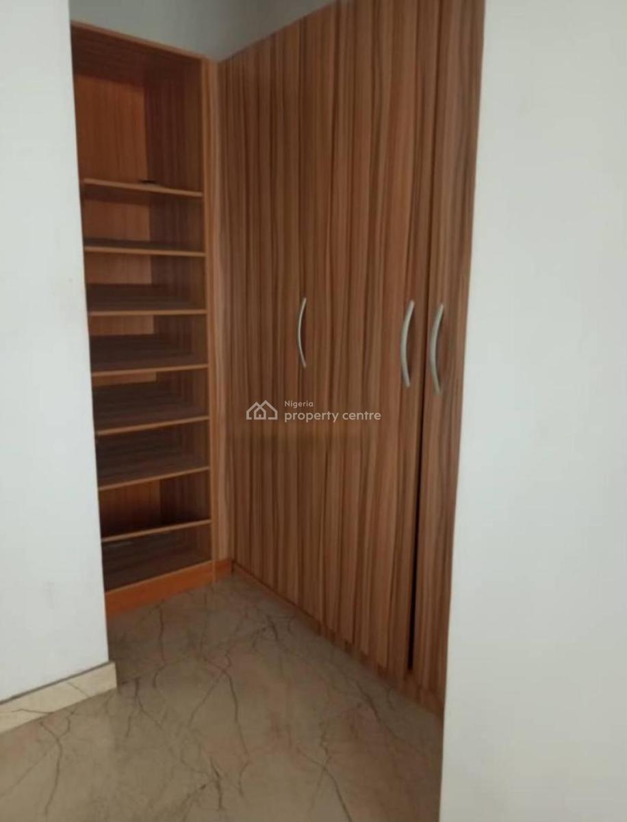 Well Maintained 4 Bedroom Semi Detached Duplex with Bq, Osapa, Lekki, Lagos, Semi-detached Duplex for Sale